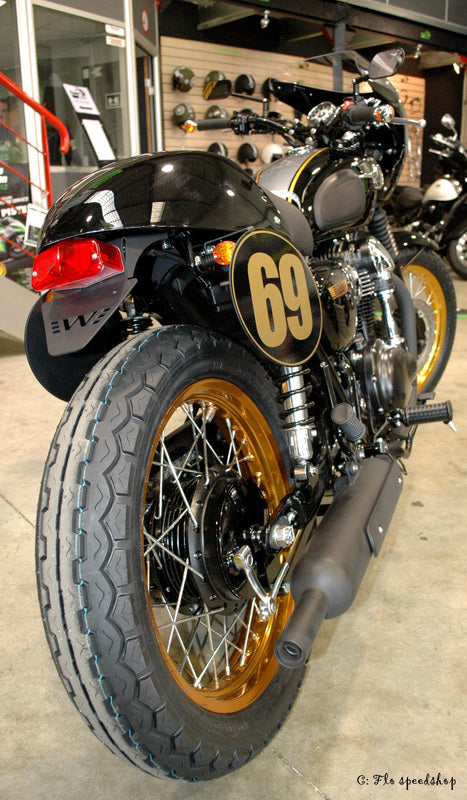 Kawasaki W 650 [ACCESS DESIGN] - Kennzeichenhalter Radlauf schwarz Kawasaki W800