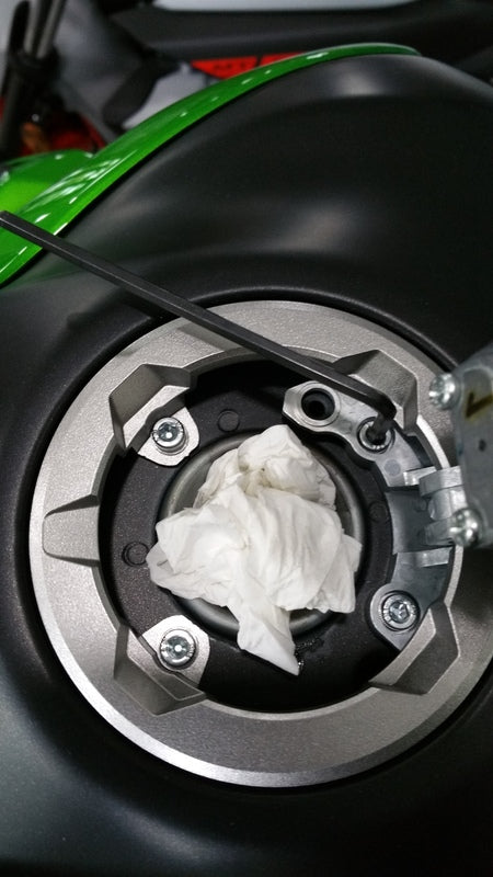 Kawasaki Ninja 1000 [A-SIDER] - Black Edition Tank handle 4 screws black Kawasaki