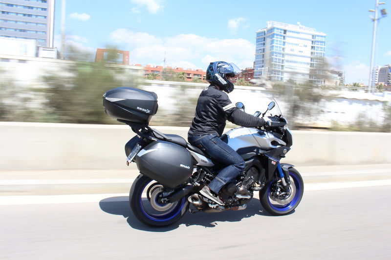 Yamaha X-Max 300 Tech Max + [SHAD] - SH58X Top Case - Carbon-Abdeckung inkl.