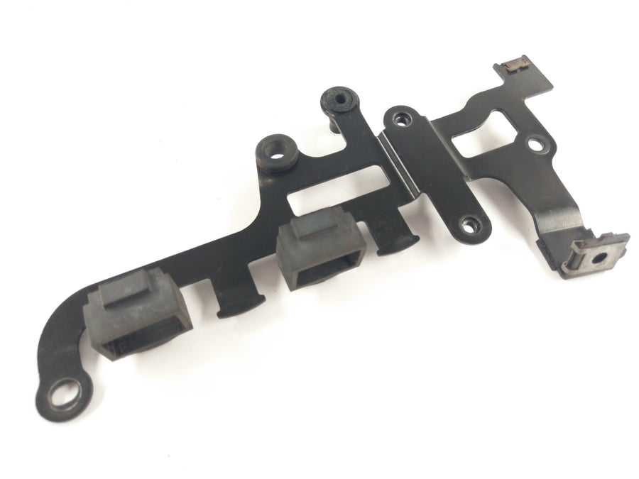 Aprilia RST 1000 Futura [2004] - Aggregatehalter
