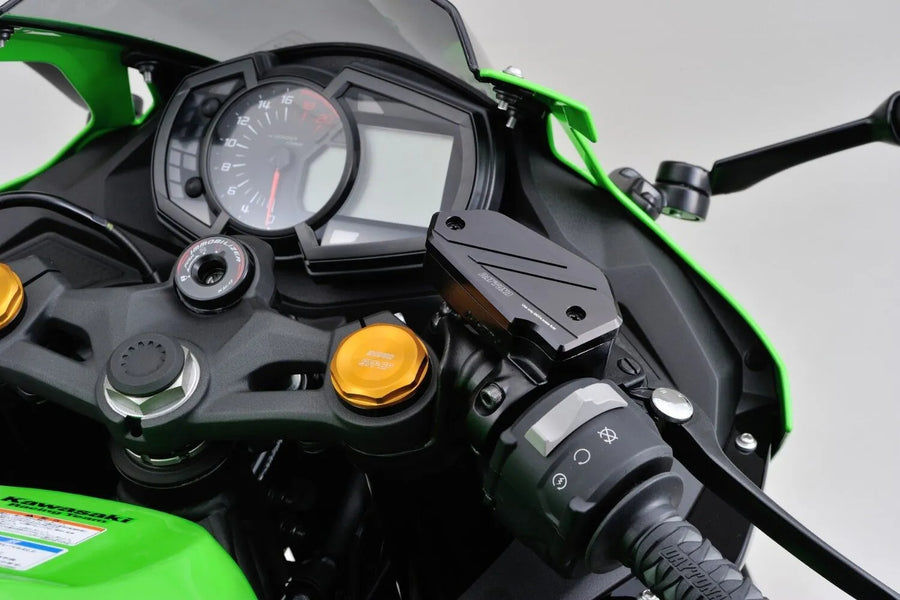 Kawasaki Z 650 [DAYTONA] – Vordere Hauptzylinderkappe