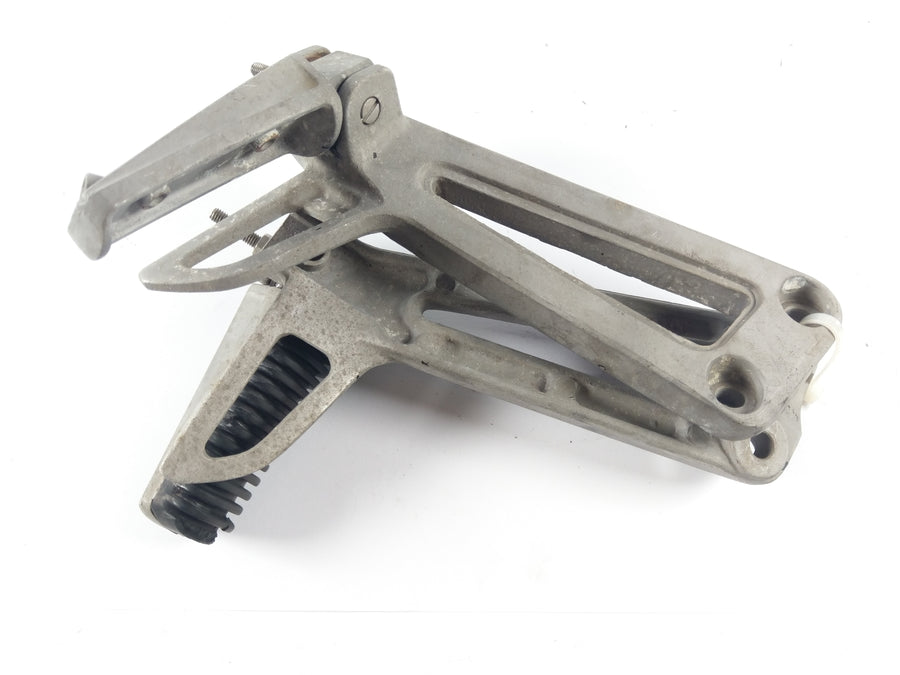 Yamaha TDR 125 5AN [1999] - Footrests Passenger Footrests Footrest Plate