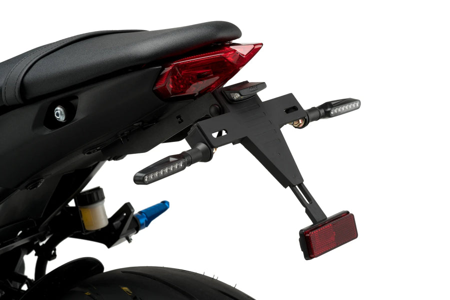 KTM RC 390 [2025] – LED license plate light Angle – Black