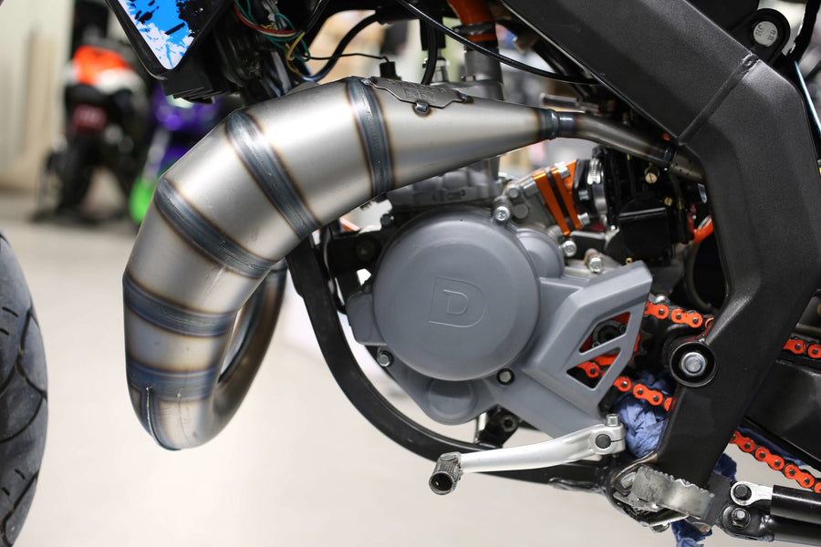 Derbi Senda R X-Race Trail '05 - '10 50 2T D50B0 - exhaust 70cc red black