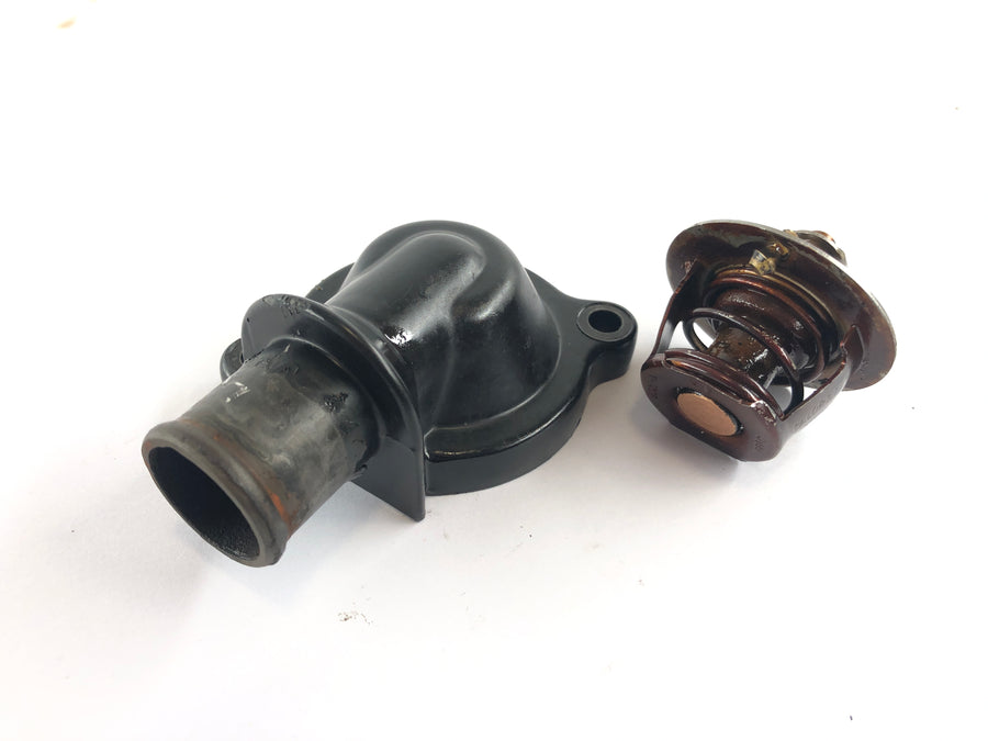 Triumph Tiger 1050 115NG [2016] - Thermostat with housing
