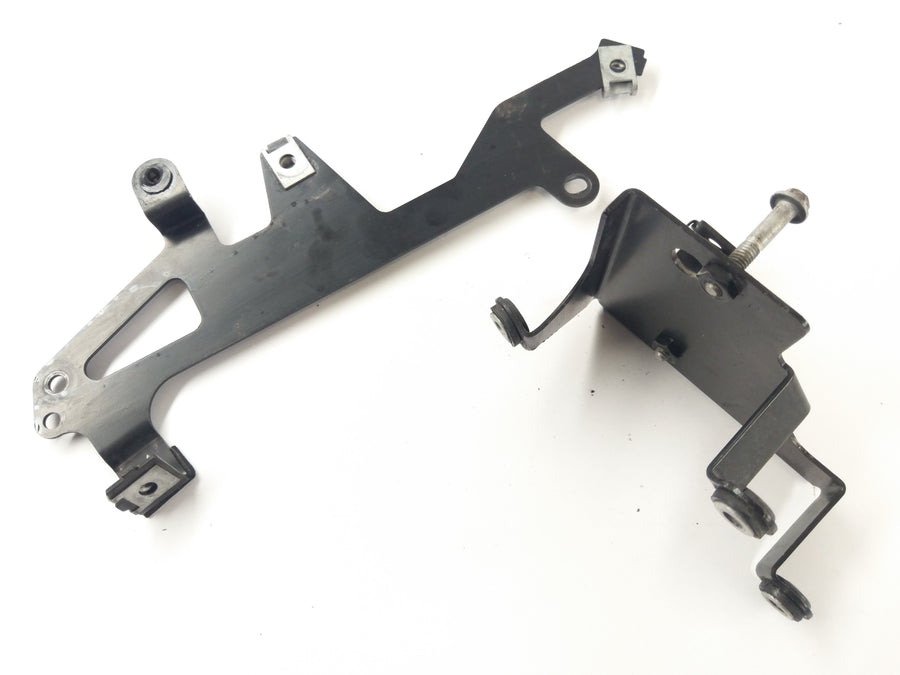 Aprilia RST 1000 Futura [2004] - aggregate holder couple