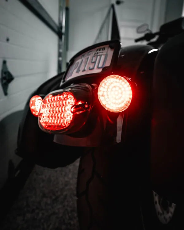 Harley Davidson Flstf [CUSTOM DYNAMICS] – Flache LED-Rückleuchte