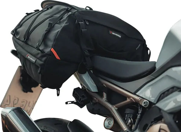 Moto Guzzi V7 850 Stone Special [SW-MOTECH] – PRO Cargobag Hecktasche