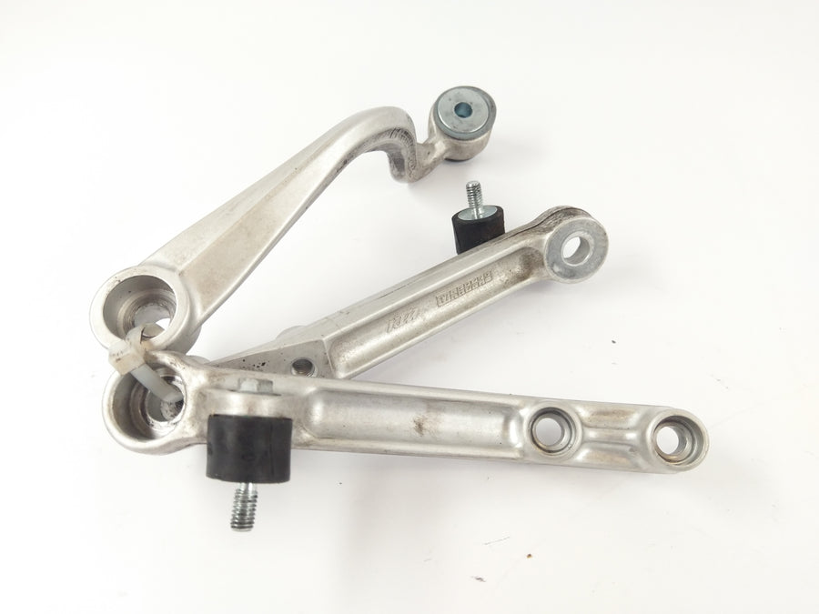 Husqvarna 701 Vitpilen [2018] - Engine mount engine suspension