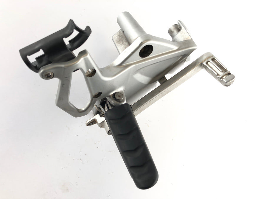 BMW F 800 S [2007] - Right footrest with holder and brake pedal