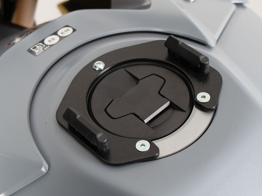 Suzuki V-Strom 800 DE [2023-2025] - Tankring Basic inkl. Gegenstück Tankrucksack