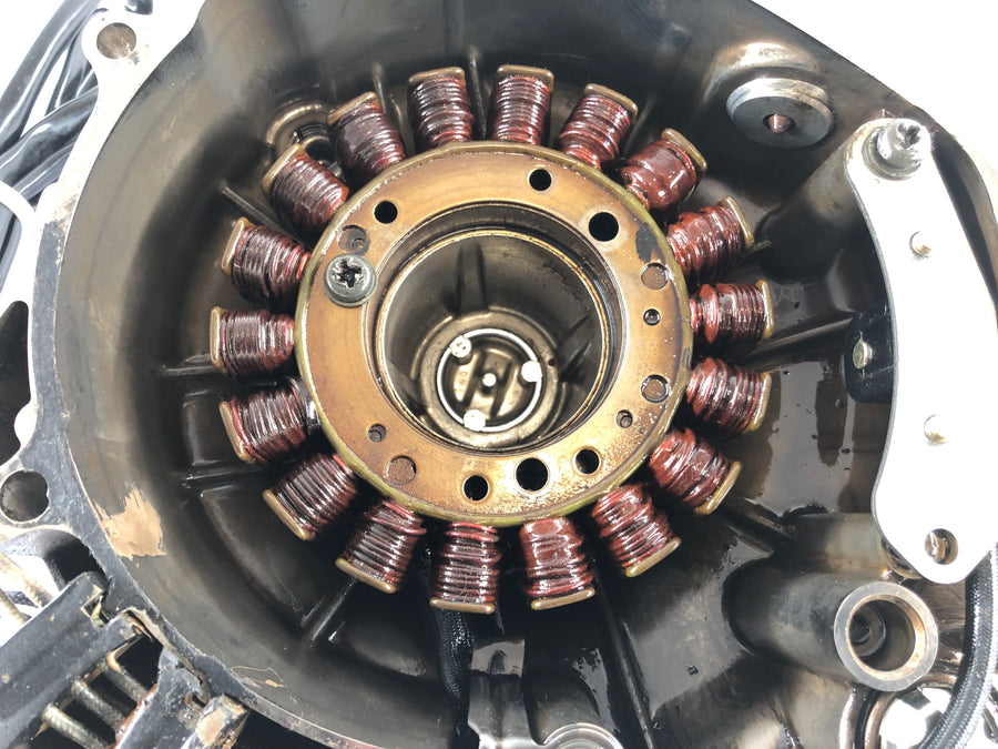 Yamaha XVS 650 Drag Star 4VR [1997] - Lichtmaschinendeckel mit Stator Lichtmaschine
