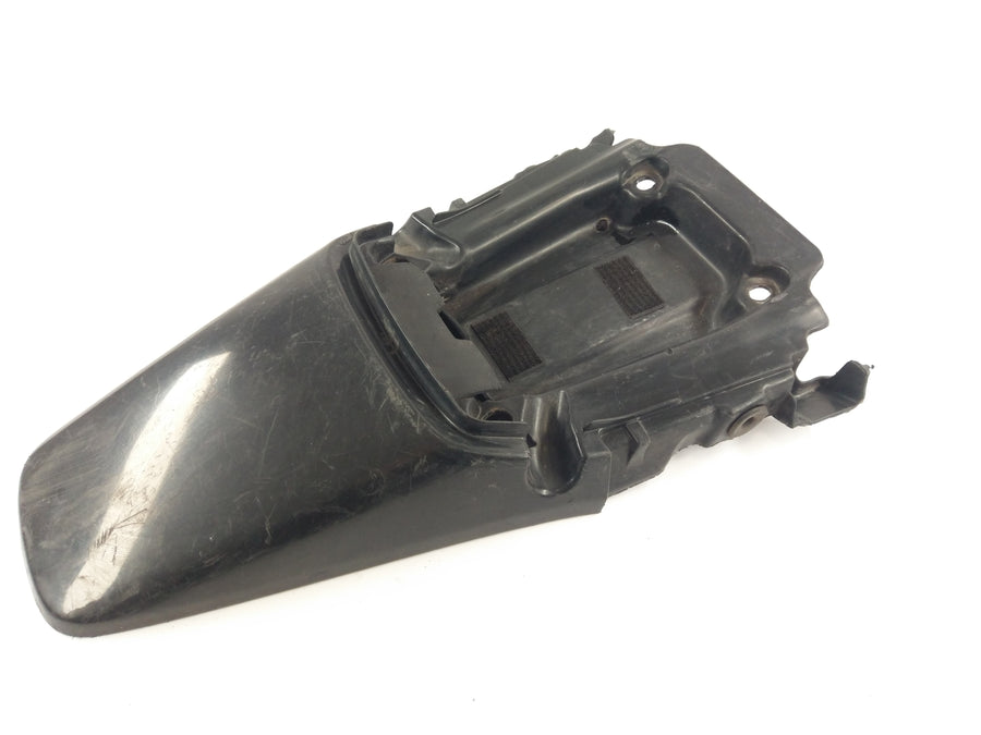 Honda XR 125 L JD19 [2005] - Rear fender mudguard