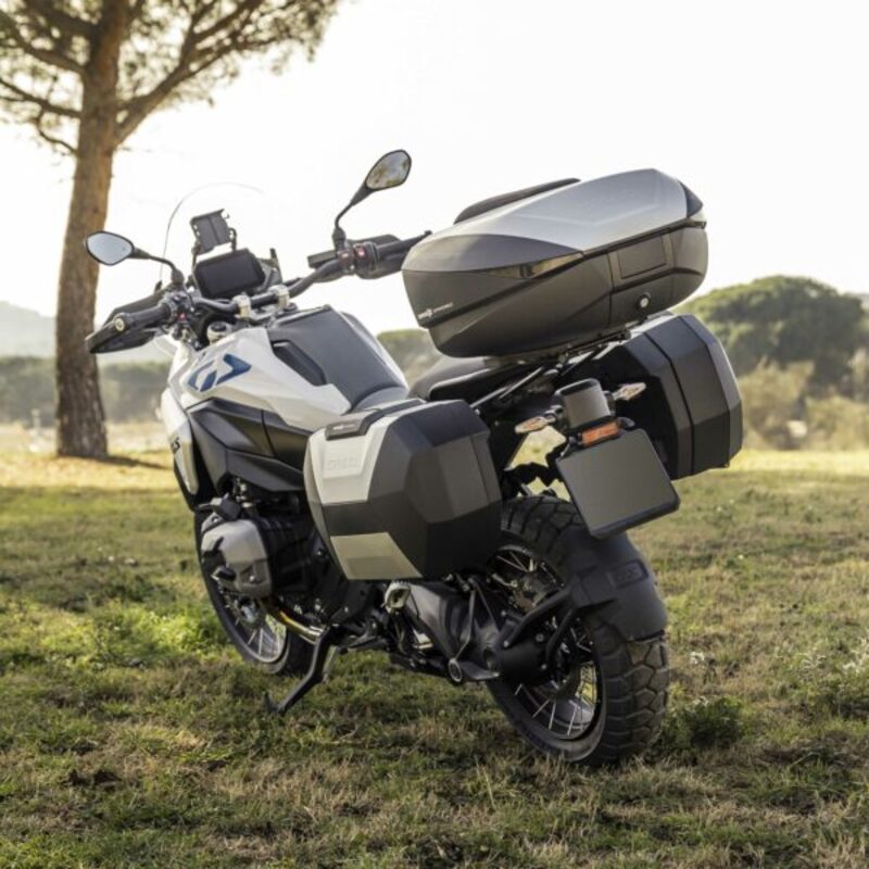 Honda No. 750 [SHAD] - SH38X Aluminum Expandable Side Case Set
