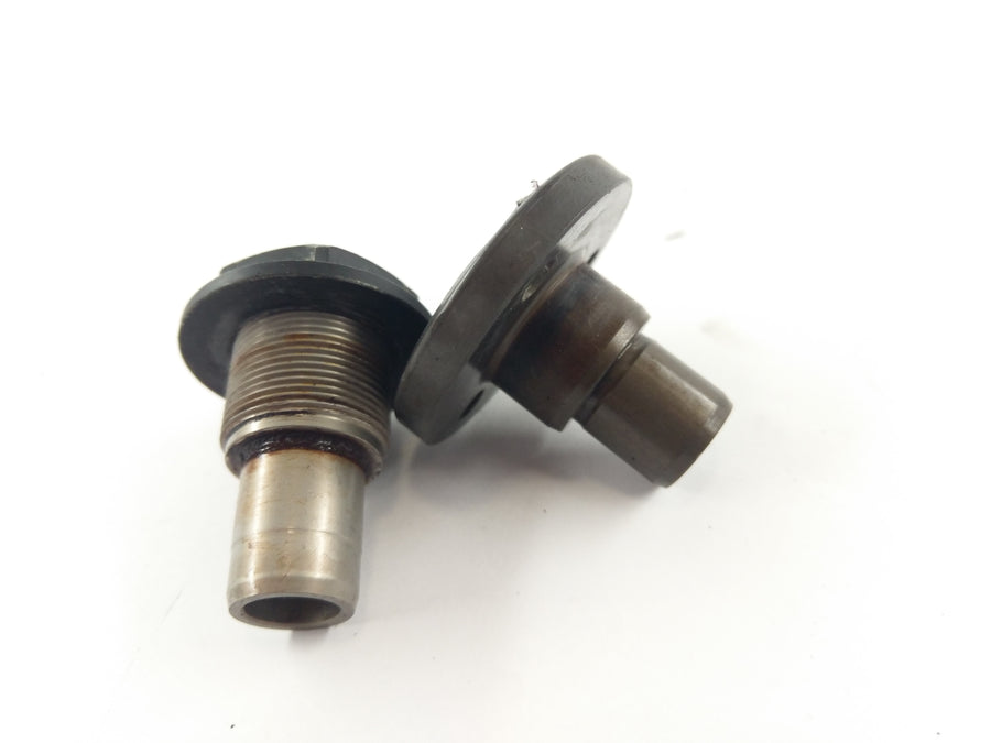 BMW R 1200 GS R12 [2004] - Swingarm screw fastening axle