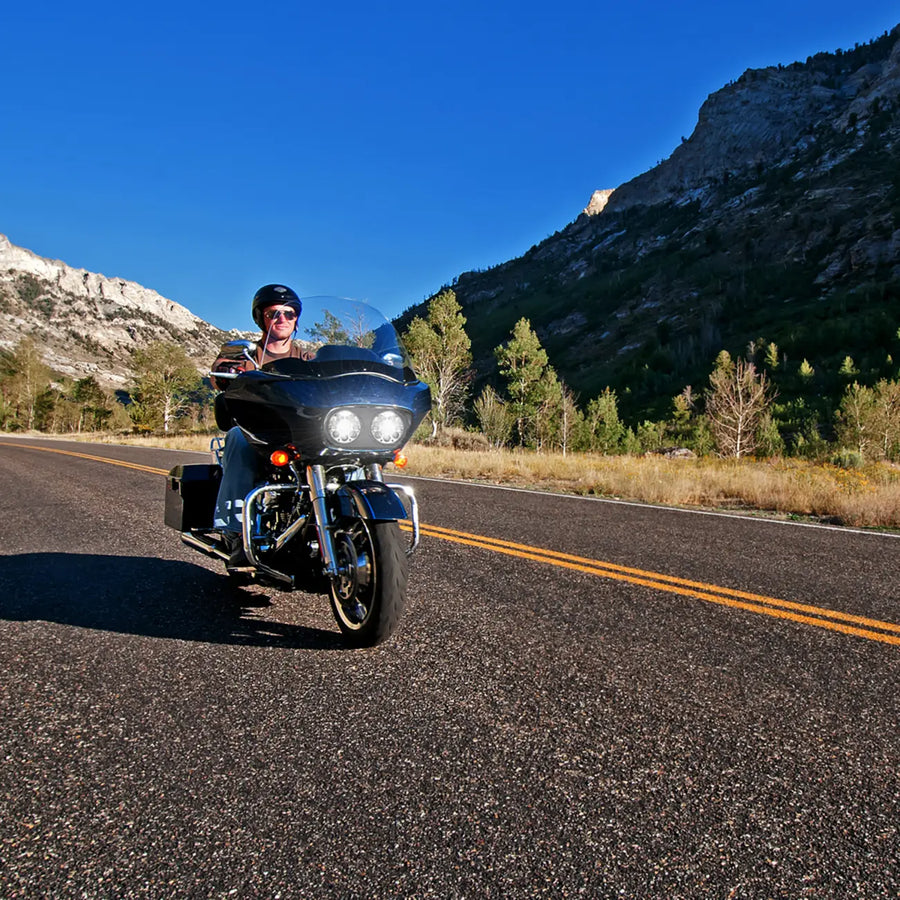 Harley-Davidson FLTRI 1450 EFI Road Glide [2004] - Adaptive 2 LED headlights – Image 5