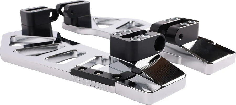 harley davidson sportster s rh 1250 s [THRASHIN SUPPLY CO.] - Running board extensions