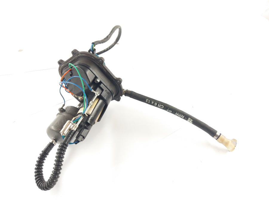 Aprilia RSV 1000 Tuono RP [2005] - Fuel pump