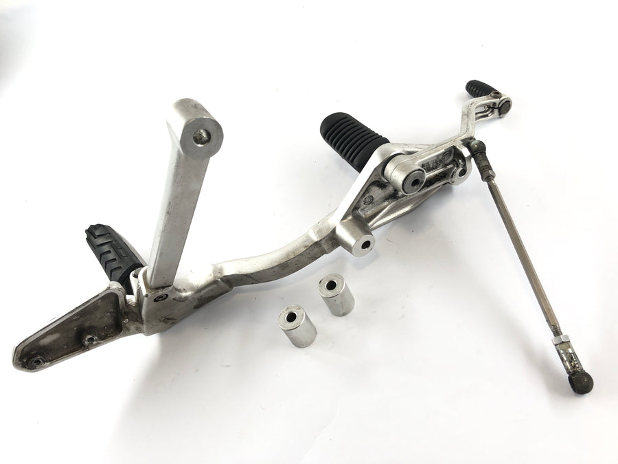 Moto Guzzi Stelvio 1200 8V [2011] - Fußrastenhalter links mit Schalthebel