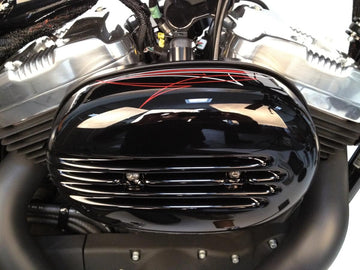 Harley Davidson Sportster [2004-2020] – Fin Luftfilterabdeckung Schwarz Glanz