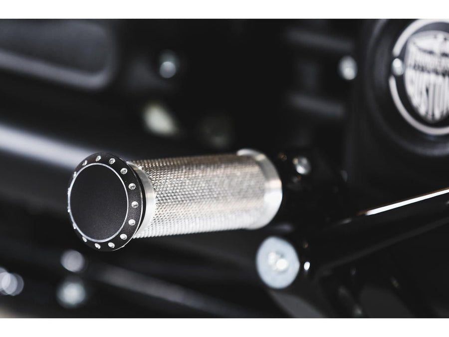 Harley Davidson Softail [2018-2025] – Basis-Fußrasten für Fahrer