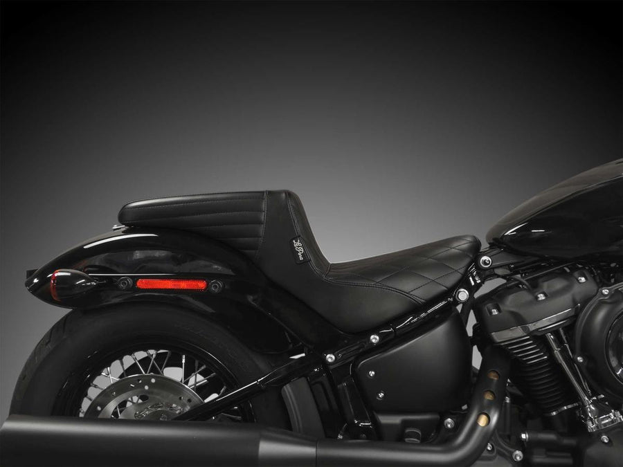 Harley Davidson FLSL [2018-2021] – Kickflip Sitz Diamantsteppung Schwarzes Vinyl
