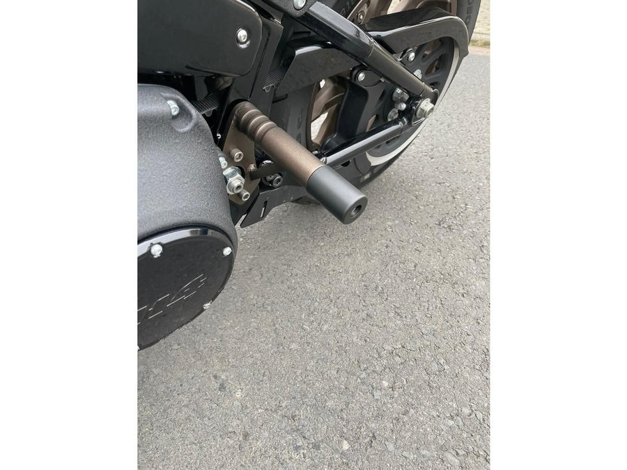 Harley Davidson FLSL [2018-2021] – Club Style Motorschutz für M8 Softail mit