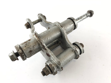Suzuki DR 600 SN41A [1986] - Umlenkhebel Knochen Federbein