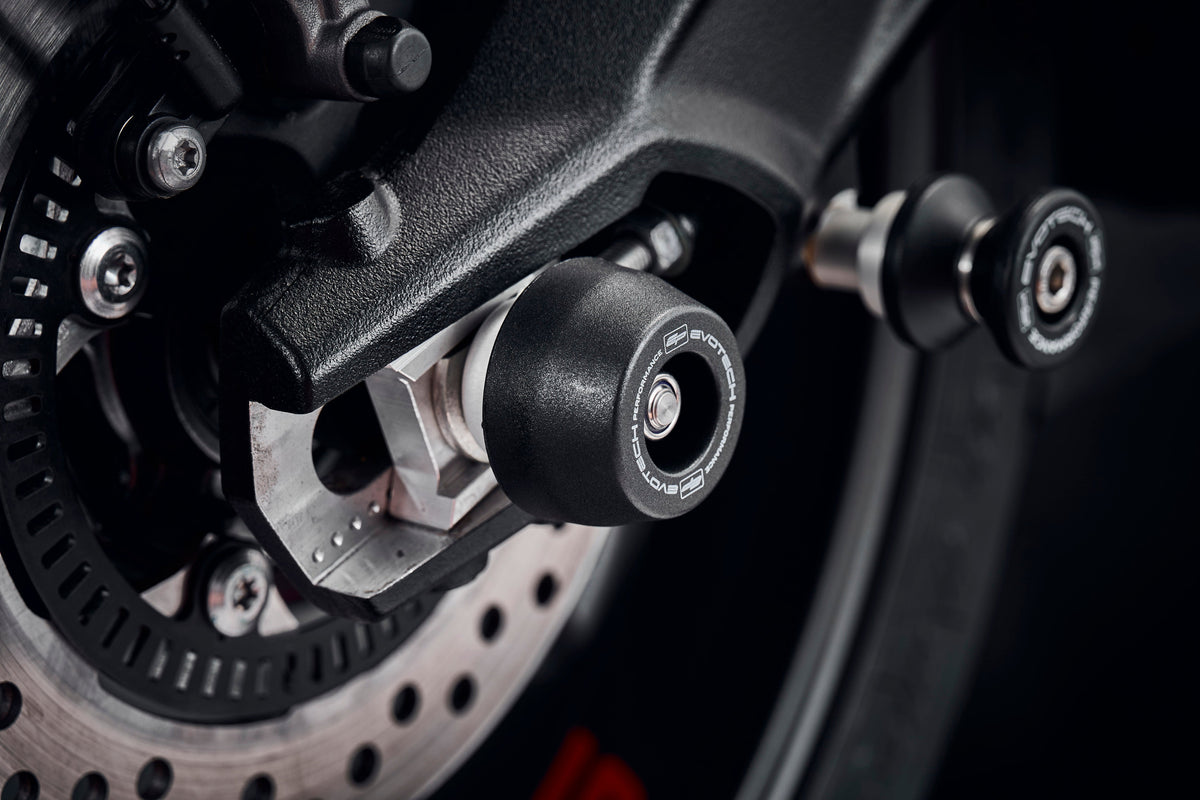 Triumph Street Triple S (660) [ab 2020] - Achsprotektoren-Set – 360° Ansicht 9
