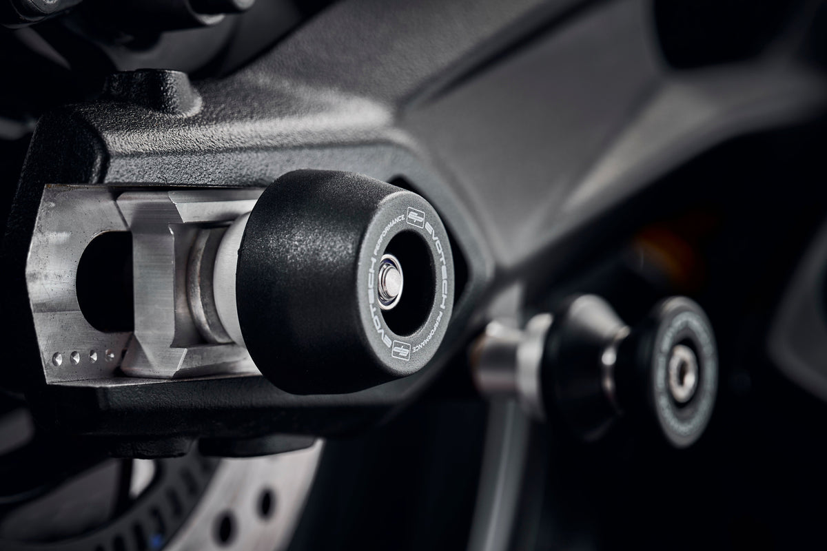 Triumph Street Triple S (660) [ab 2020] - Achsprotektoren-Set – 360° Ansicht 11