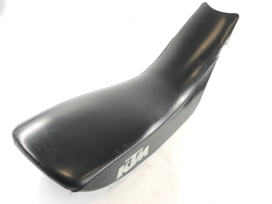 KTM LC4 640 Prestige [2003] - Seat