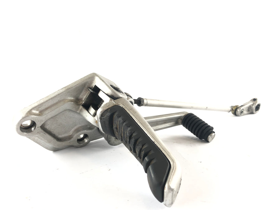 Ducati Paso 750 [1990] - Driver's footrest left with gearshift pedal and rod