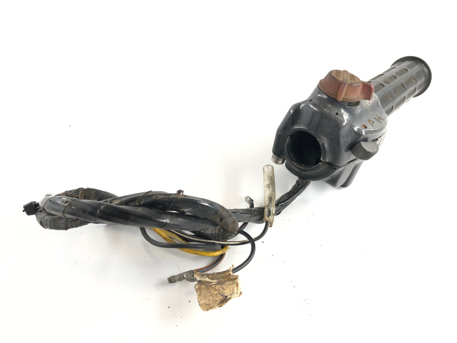 Honda CJ 360 T [1980] - Handlebar fitting right throttle