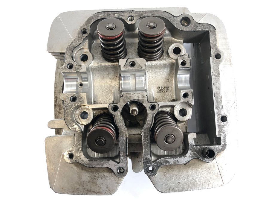 Yamaha TT 600 E 4GV [1996] - Cylinder head