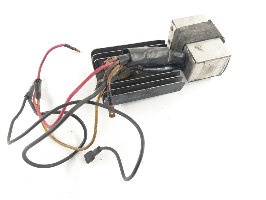 Yamaha XT 500 1U6 [1980] - Regulator Rectifier