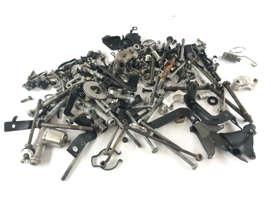 Triumph Sprint 955i RS T695 [2001] - Screws and remaining parts bundle