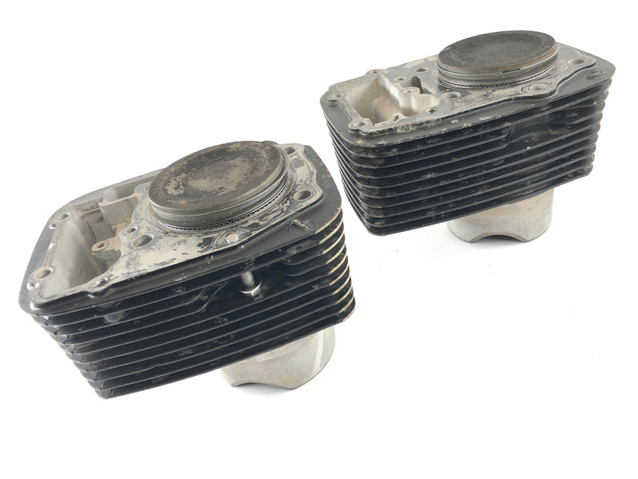 Suzuki Intruder VL 1500 AL [2000] - Cylinder and piston set cylinder front and rear