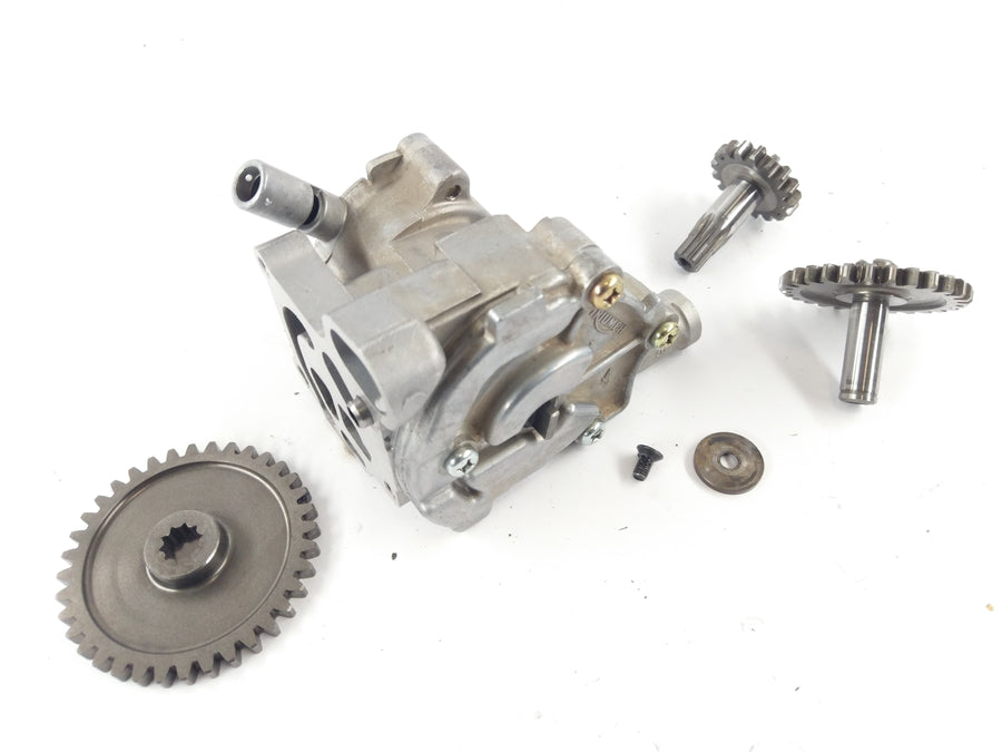 Triumph Trophy 900 T300 [1992] - Oil pump