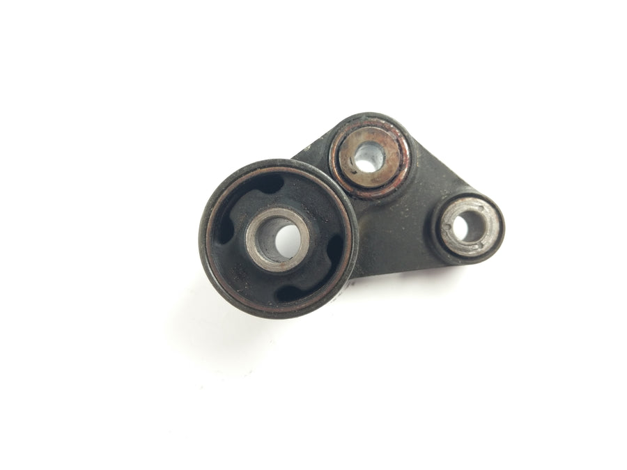 Yamaha XJR 1300 RP10 (2006) - Engine mount rubber mount