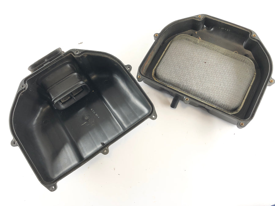 Honda VFR 750 F RC24 [1988] - Airbox