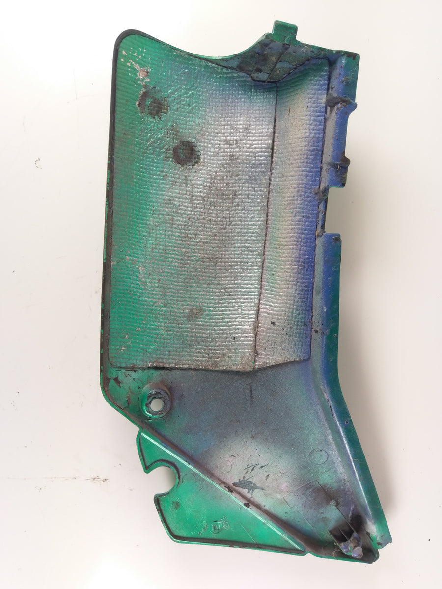 Suzuki DR 650 SP42B - Side panel left plastic