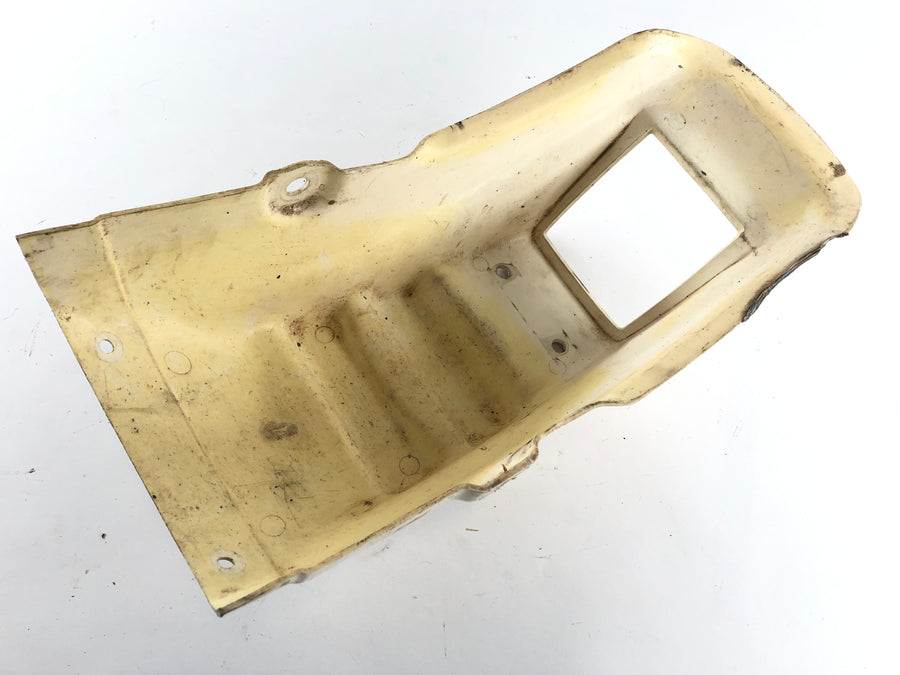 Suzuki DR 600 SN41A [1986] - Rear fender