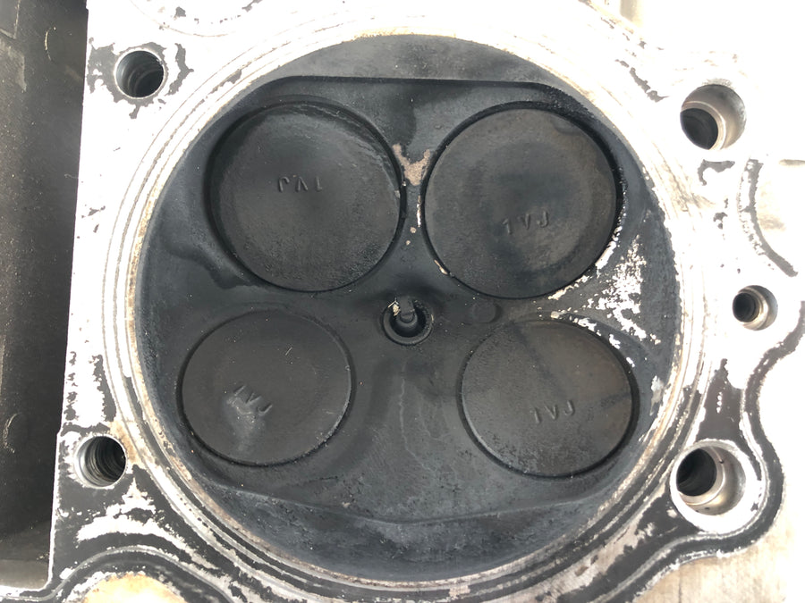 Yamaha TT 600 E 4GV [1996] - Cylinder head