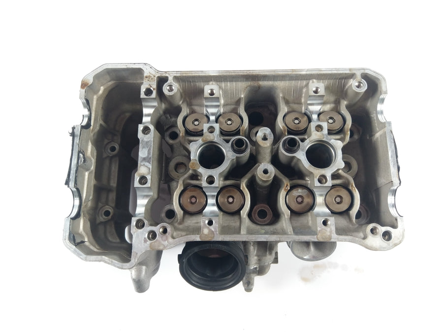Honda VFR 800 FI RC46 [2000] - Cylinder head