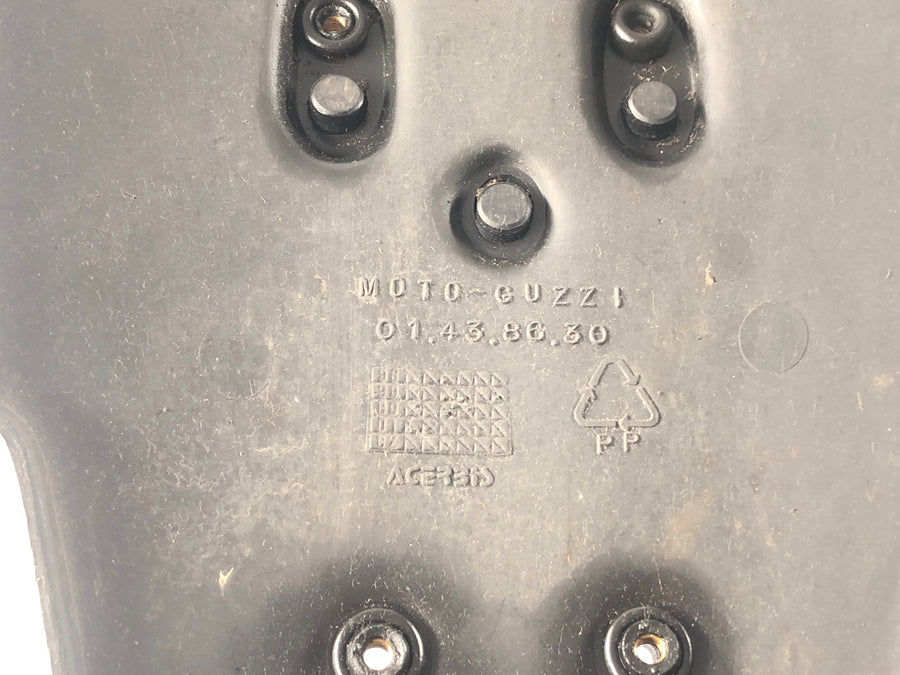 Moto Guzzi V11 [2001] - License Plate Holder