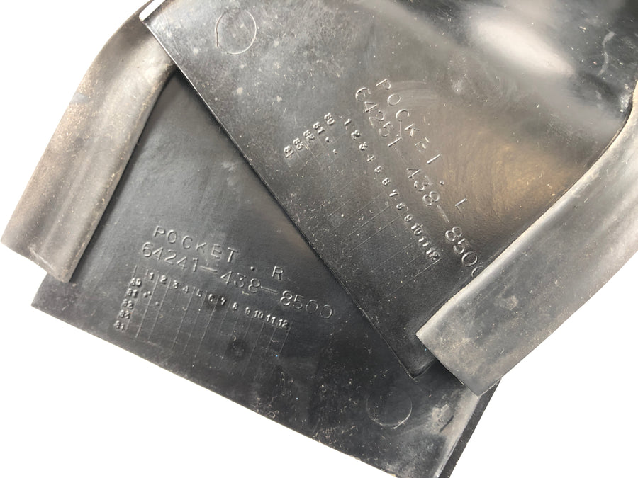 Honda CB 900 F2 SC09 [1985] - Cockpit interior panel storage compartment
