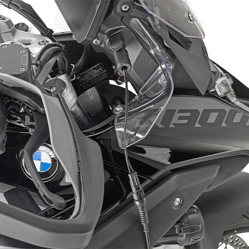 BMW F 900 GS Adventure [2024–2026] – Batterieladegerät