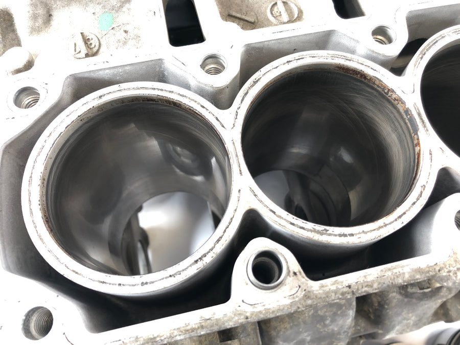 BMW K 1200 RS Type 589 [1999] - Engine housing with cylinder liners and pistons