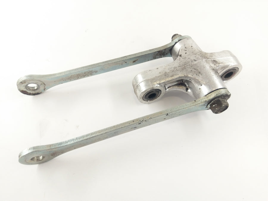 Suzuki GSF 400 GK75B Bandit [1991] - shock absorber deflection lever