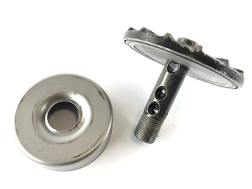 Kawasaki Zephyr 750 ZR750C [1991] - Oil pan cover oil filter holder